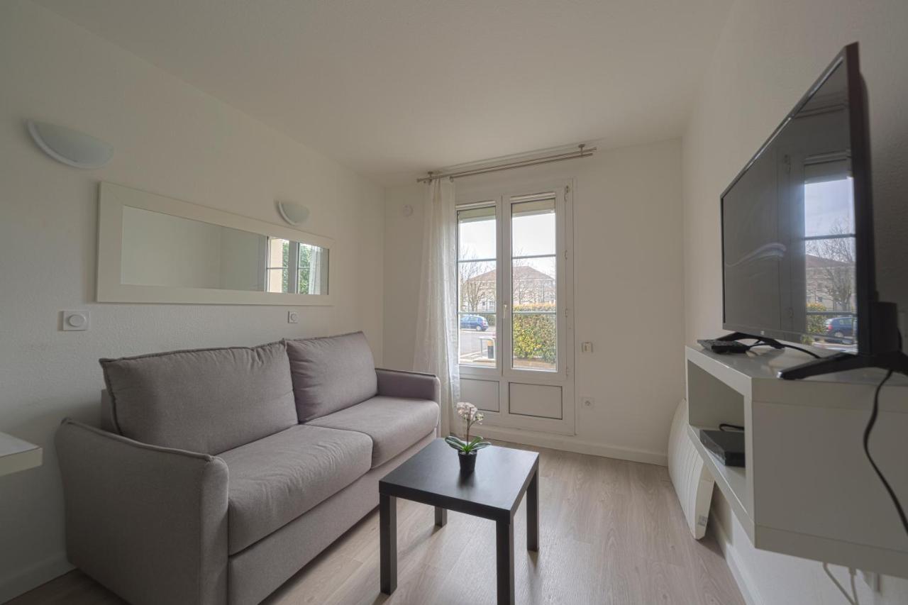 Studio Cosy 2 Min Gare - 10 Min Bussy-Saint-Georges Exteriér fotografie